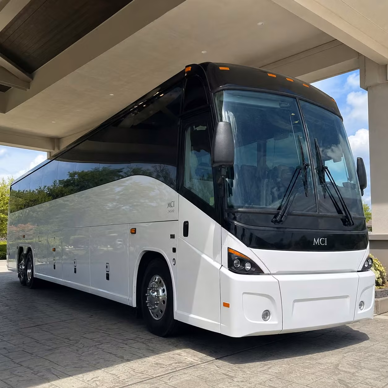 independence charter bus rental exterior
