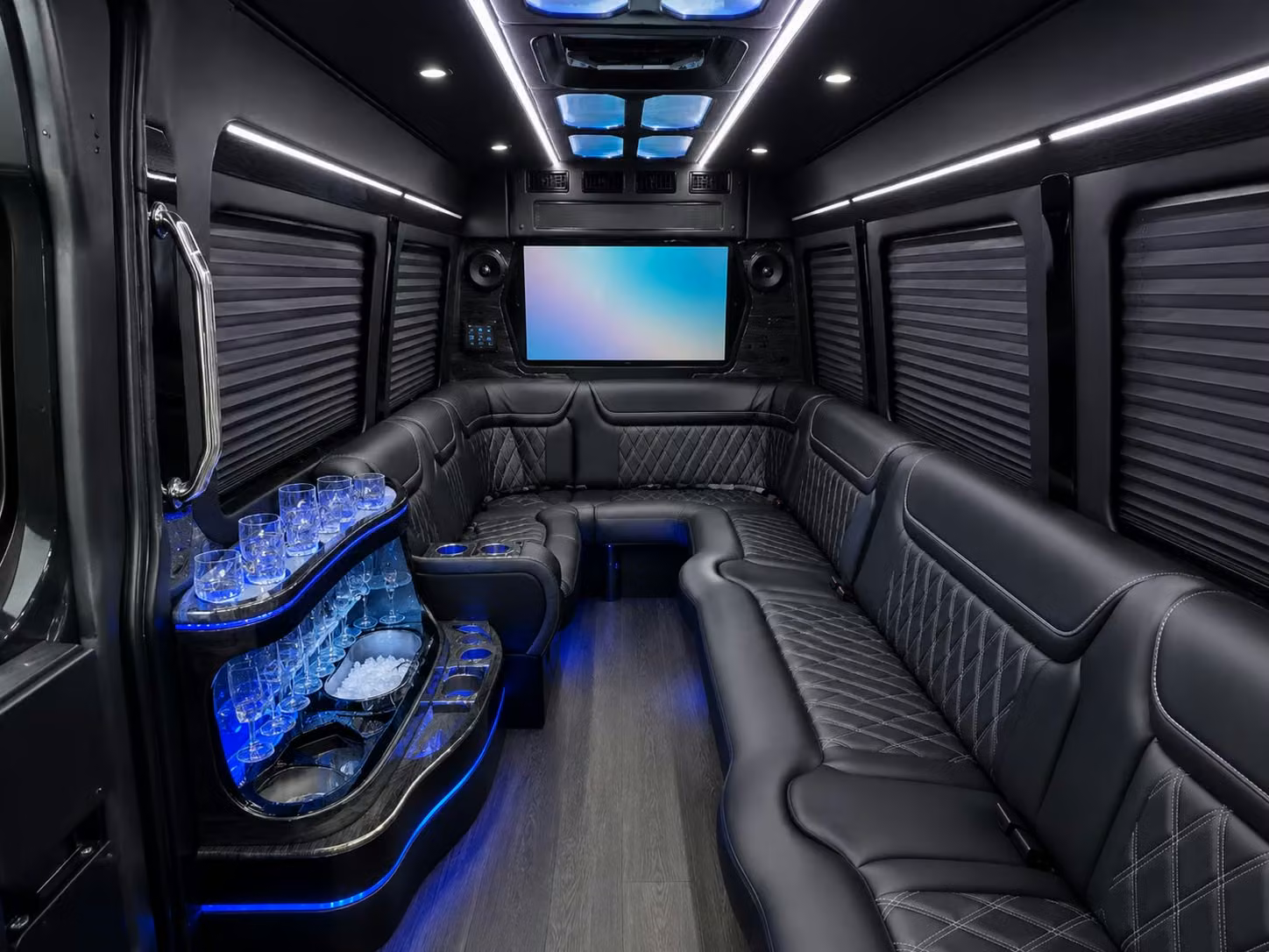 ready to compare corporate event and convention shuttle buses in independence